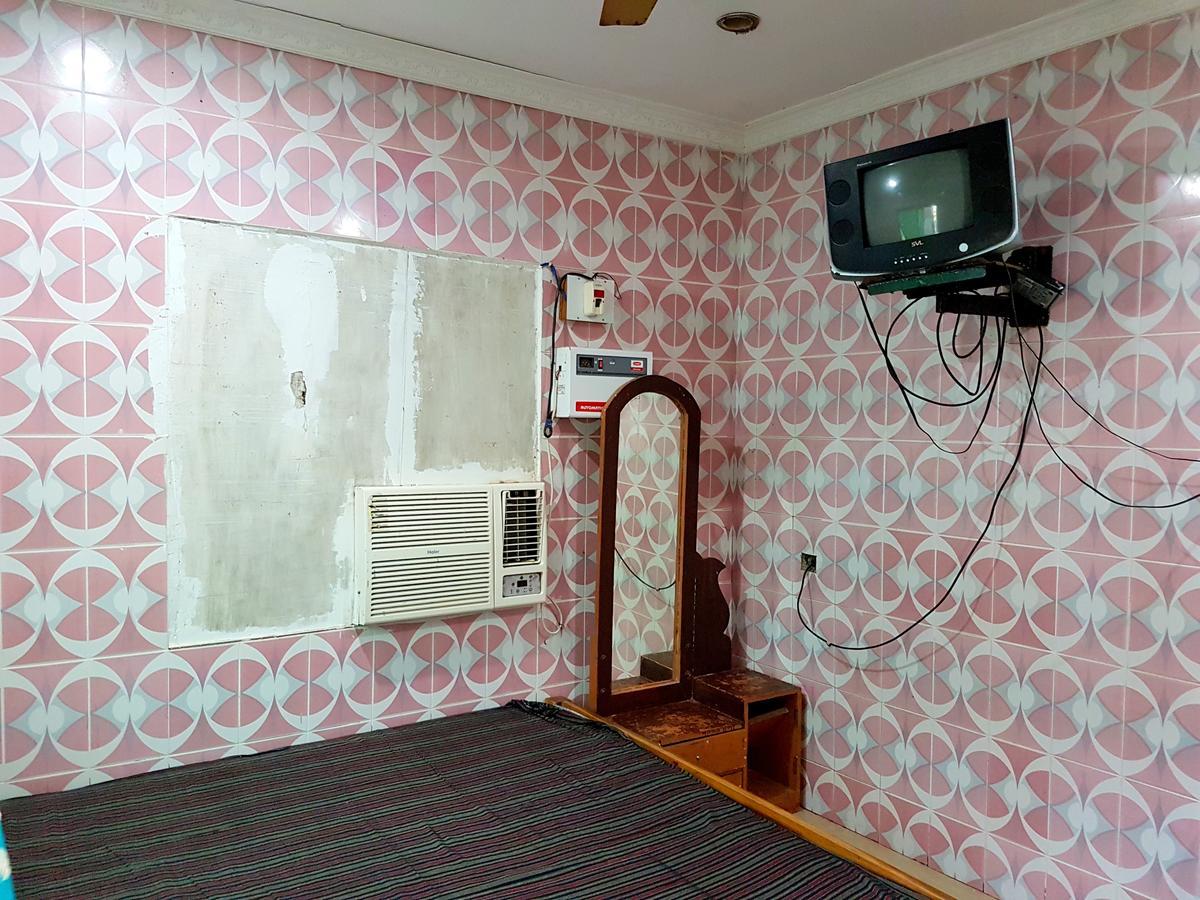Hotel Swarg Puri Esterno foto